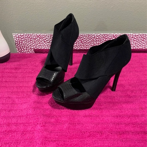 Jessica Simpson - Picture 2 of 6